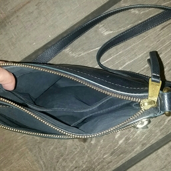 Fossil genuine leather crossbody - Picture 6 of 8